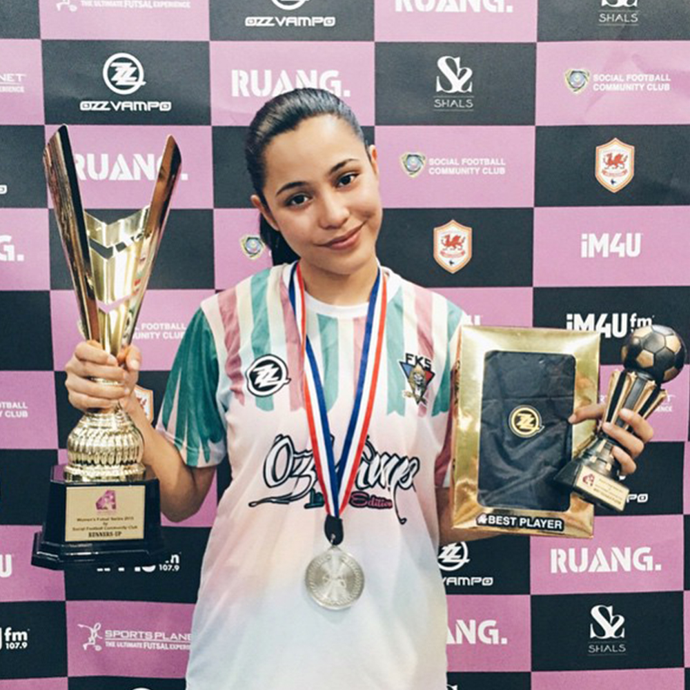 Shalma with Trophy